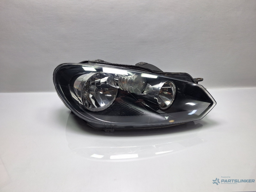 Far halogen dreapta VOLKSWAGEN GOLF VI Variant AJ5