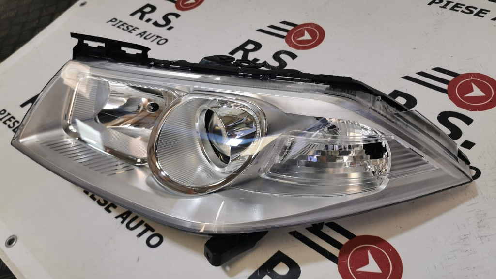 Far halogen RENAULT MEGANE II