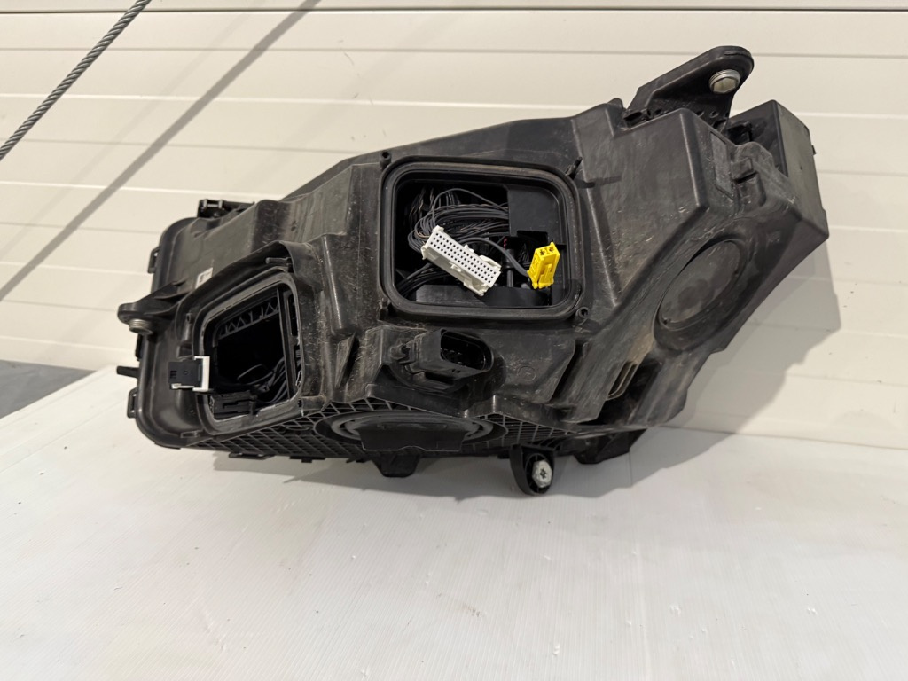 Far led multibeam dreapta Mercedes GLC f