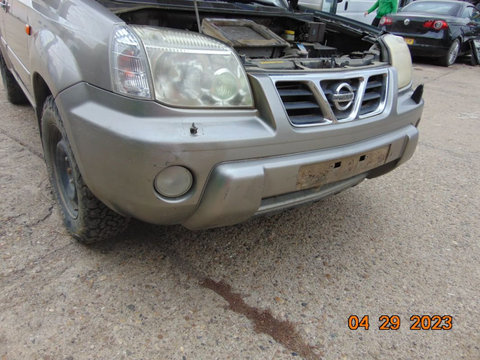 Far Nissan X Trail T30 2001-2006 faruri stanga dreapta dezmembrez