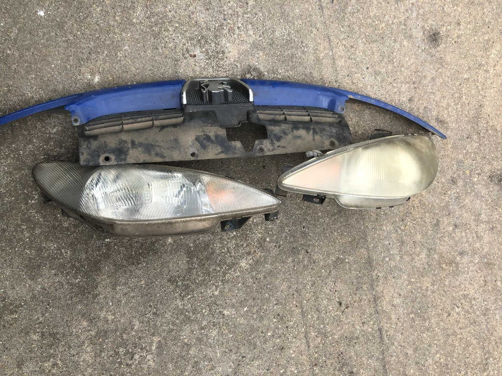 Far peugeot 206