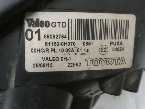 Far stânga original toyota aygo 2006-2012 cod 89092764