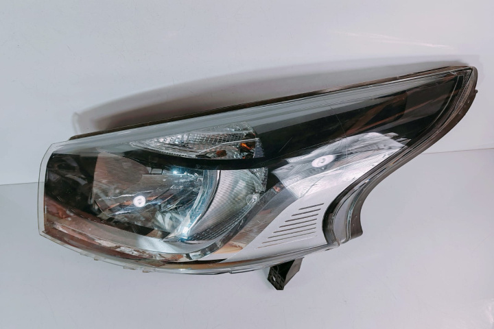 Far Stanga 260605173R Opel Vivaro B [2014 - 2019]