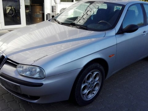 Far stanga Alfa Romeo 156, an 2002