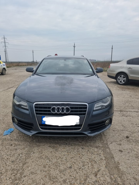 Far stanga Audi A4 B8 2010 break 2.0