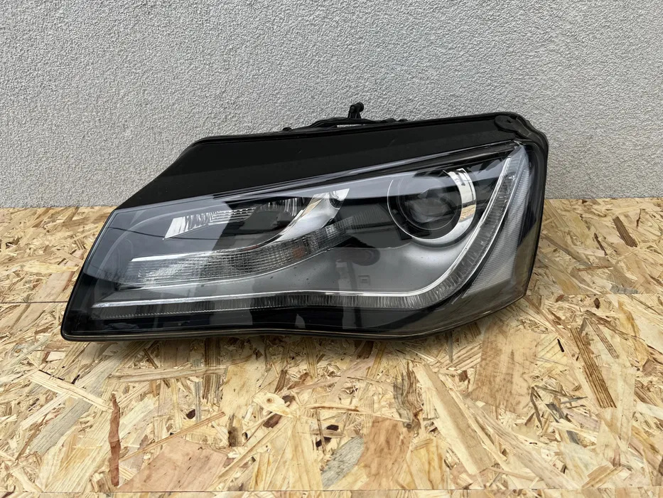 Far stanga Audi A8 4H 2010-2014 Xenon Original Europa