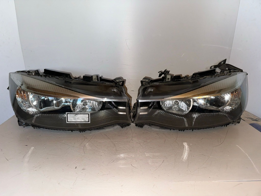 FAR STANGA BMW SERIA 3 ( F30 / F31 ) 63117259523 2
