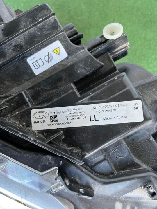 Far stanga Bmw seria 3 F30 F31 F80 xenon
