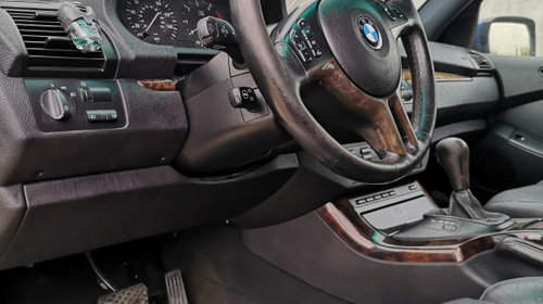 Far stanga BMW X5 E53 2002 suv 4.4 i
