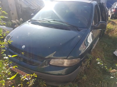 Far stanga Chrysler Voyager 2000 2,5 diesel