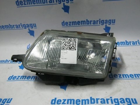 Far stanga Citroen Saxo