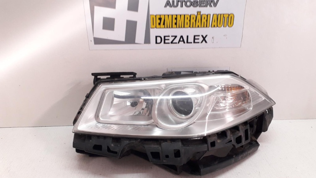 Far stanga cu lupa Renault Megane 2 89312739