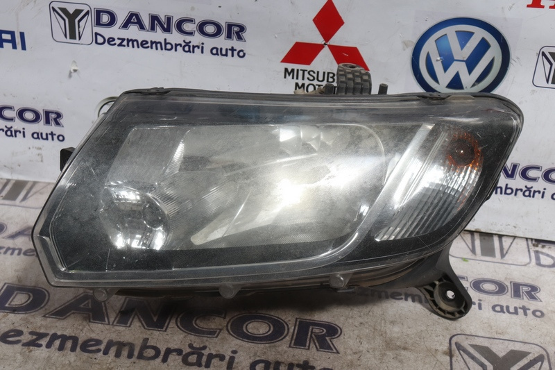 FAR STANGA DACIA LOGAN 2 - COD 260608494R - AN 2013