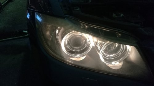 Far stanga/dreapta Bmw E90 xenon nonface