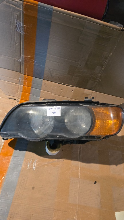 Far stanga dreapta bmw x5 e53