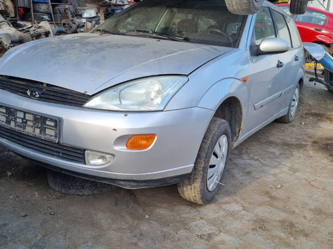 Far stanga / dreapta Ford Focus 1 1998-2004