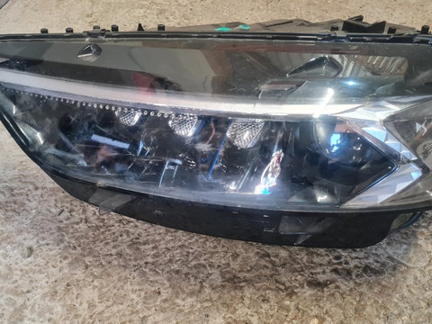 Far stanga DS Led Vision Citroen DS7 Crossback cod 9831755780