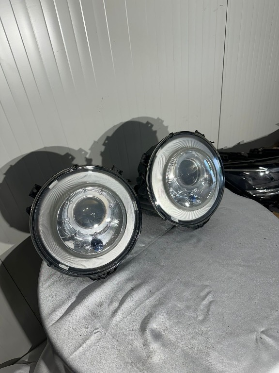 Far stanga / far dreapta Mercedes G CLASS W463 XENON 2015/2016/2017/2018