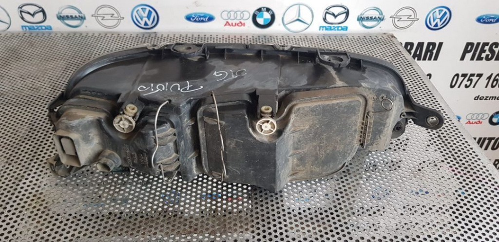 Far Stanga Fiat Punto 2 An 2002-2006 Liv
