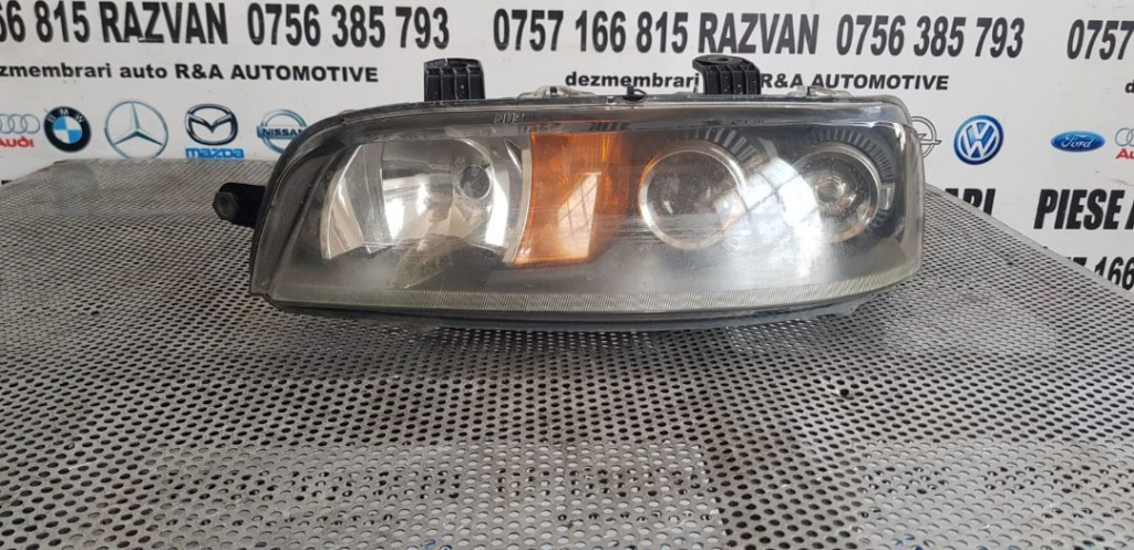 Far Stanga Fiat Punto 2 An 2002-2006 Liv