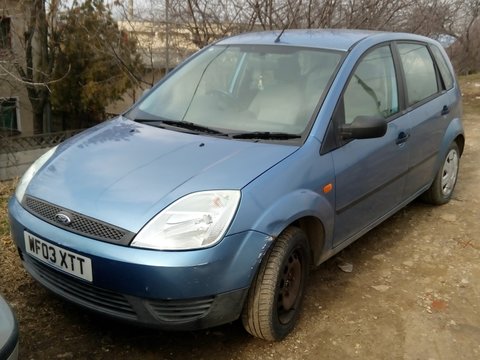 Far stanga Ford Fiesta 2003 Hatchback 1.4