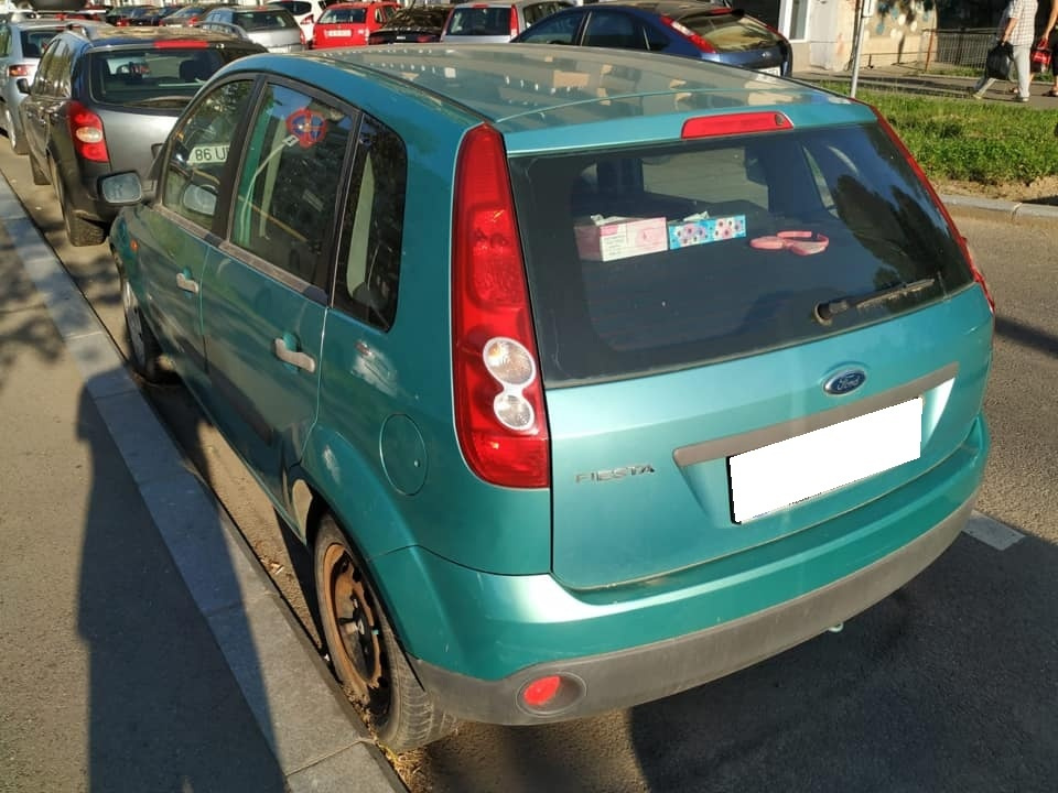 Far stanga Ford Fiesta Mk5 2007 HATCHBAC