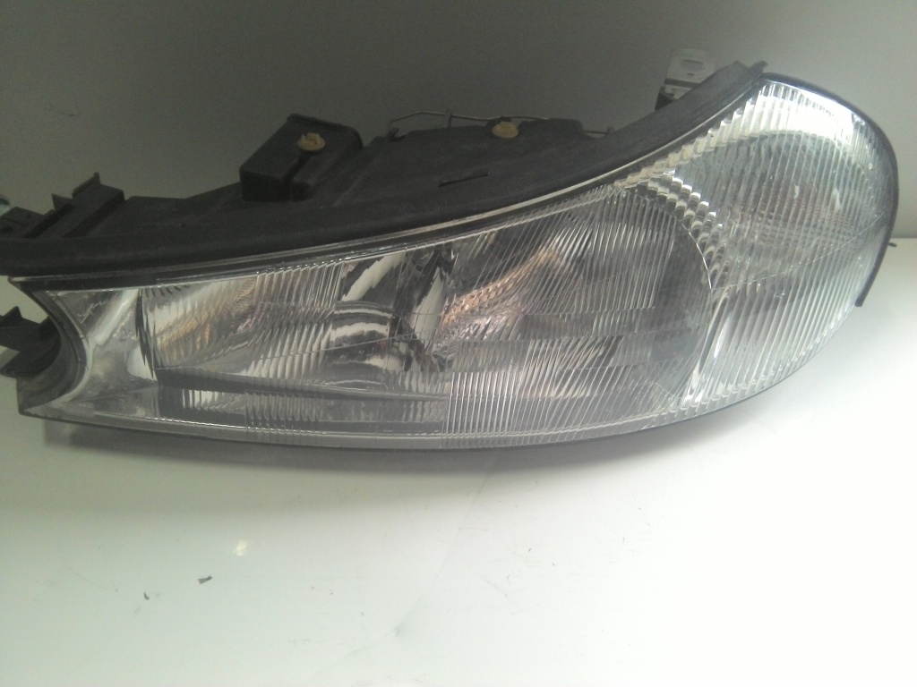 Far stanga Ford Mondeo 2 1996-2000