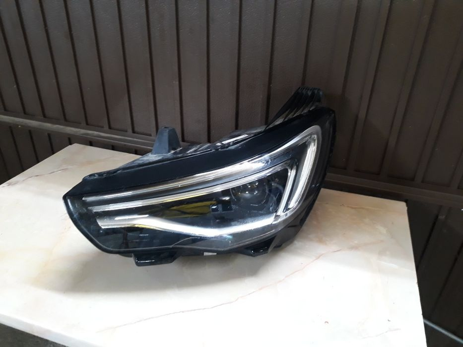 Far stanga full led opel grandland X