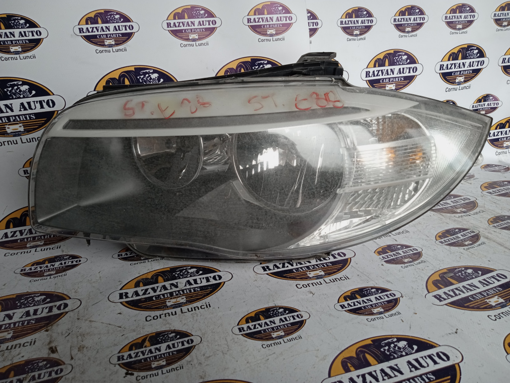 Far Stanga Halogen BMW Seria 1 E88 2008, 90002306