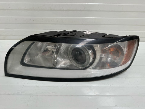 Far Stanga Halogen cu Lupa Volvo V50 FL Facelift 2007 - 2012 Cod 31265700 0301237601 [Z0232]