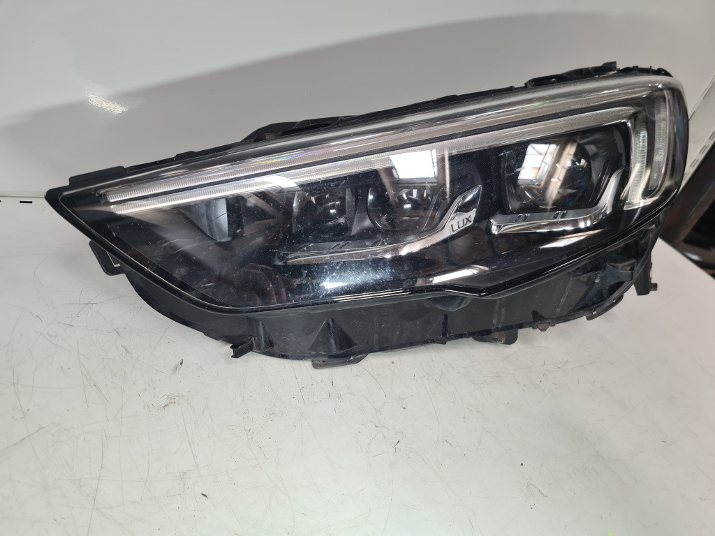 Far stanga Opel Insignia B Full LED Lux 39122974 D
