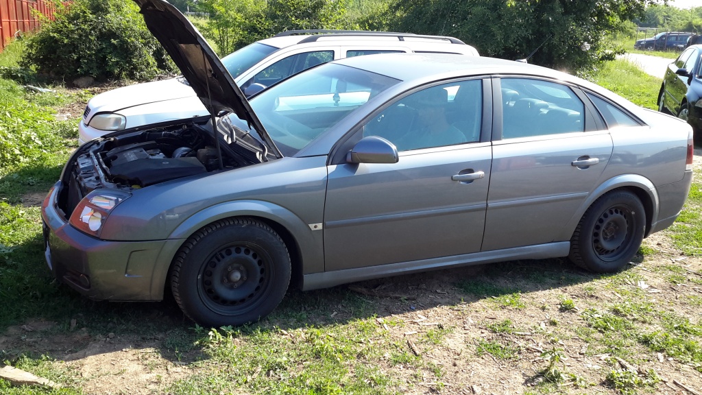 Far stanga Opel Vectra C 2002 Hatchback 