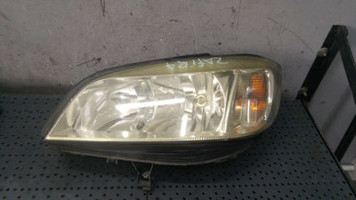 Far stanga opel zafira a t98 90582021 67716811 891