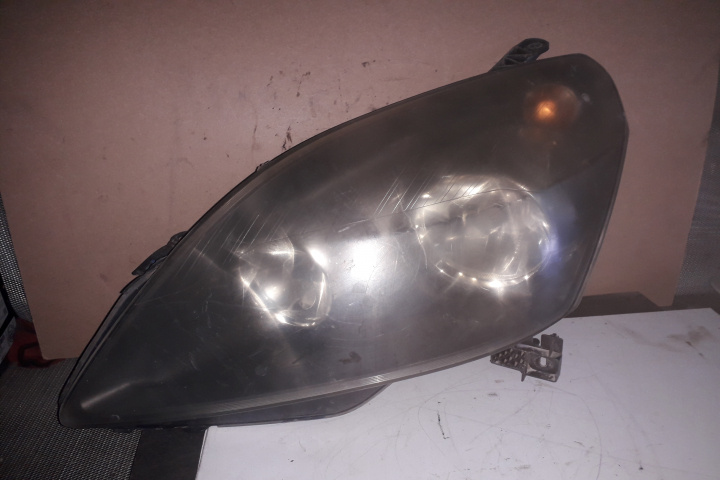 Far stanga Opel Zafira B [2005 - 2010] Minivan 5-usi 1.9 CDTI MT (120 hp)