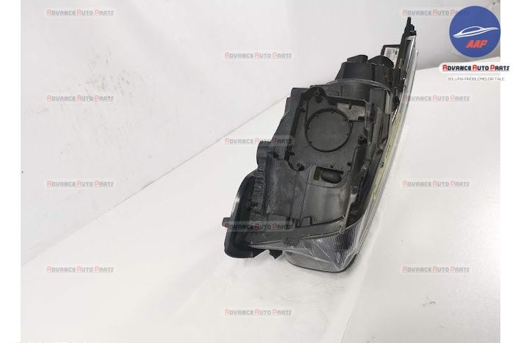 Far Stanga original halogen Ford Kuga 2 