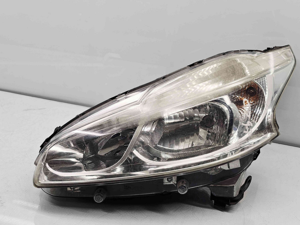 Far stanga Peugeot 208 [Fabr 2012-2024] 