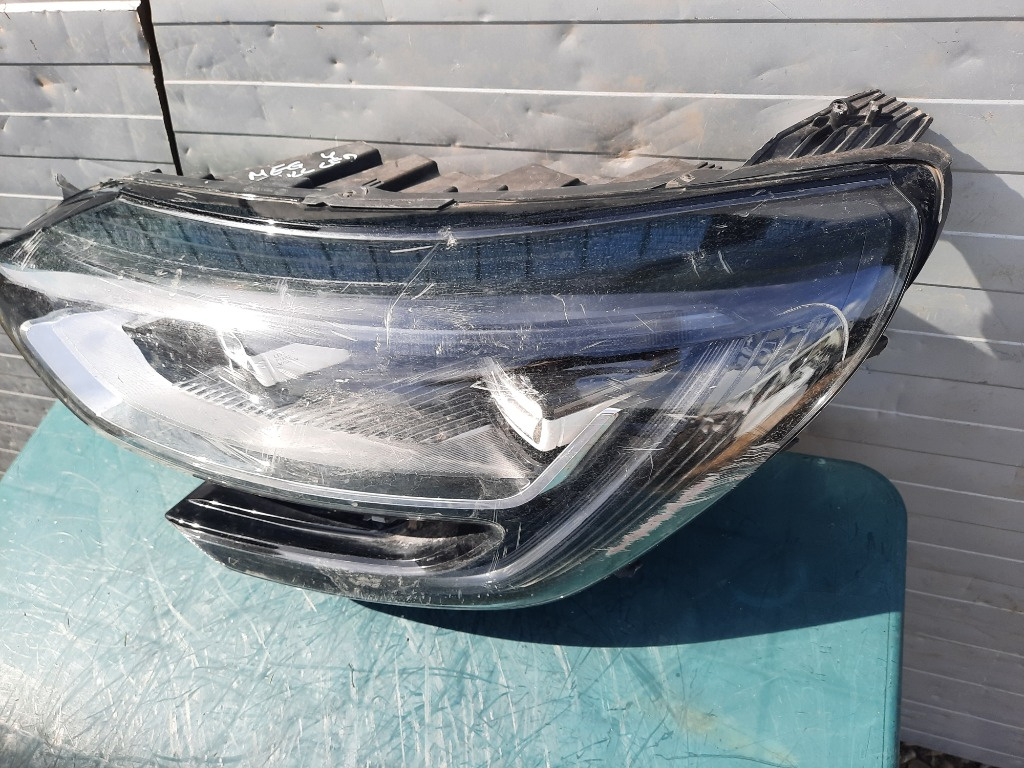 Far stanga renault megane 4 full led pur