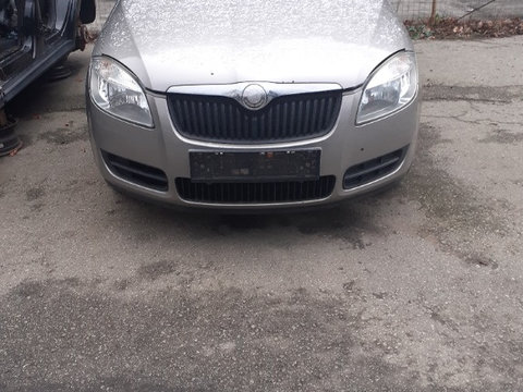 Far stanga Skoda Fabia 2 2008 COMBI 1.2