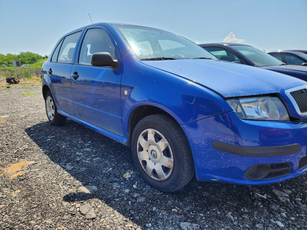 Far stanga Skoda Fabia 2007 Hatchback 1.