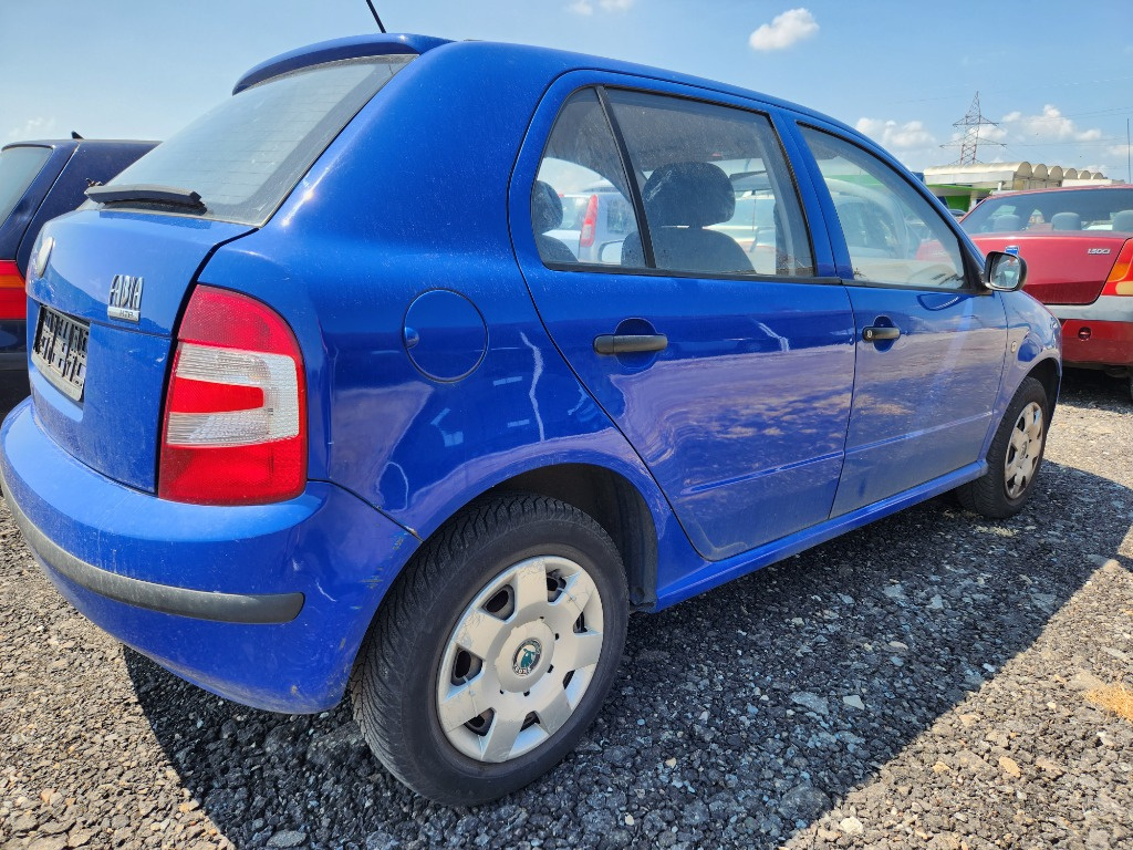 Far stanga Skoda Fabia 2007 Hatchback 1.