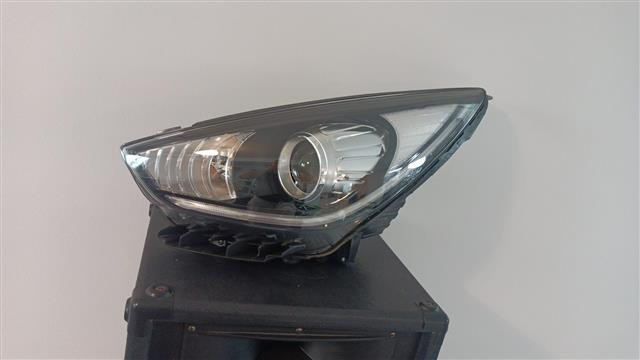 Far stanga sofer Kia Niro Xenon Led Complet cod 92101-G5100 , 92101-G5000