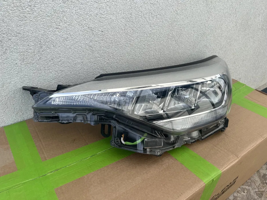 Far stanga Toyota CHR Facelift Full LED 2019 2020 2021 Original Europa