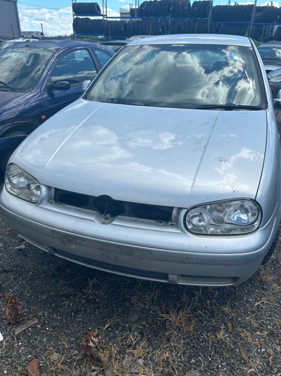 Far stanga Volkswagen Golf 4 2003 Hatchback 1.9 tdi