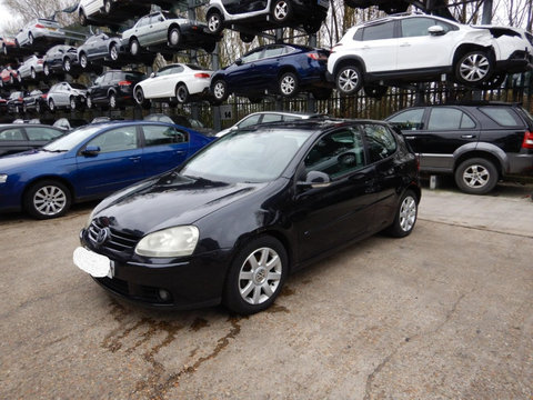 Far stanga Volkswagen Golf 5 2004 Hatchback 2.0 TDI