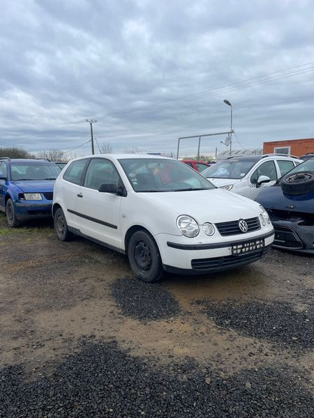 Far stanga Volkswagen Polo 9N 2003 Hatchback 1.9 SDI