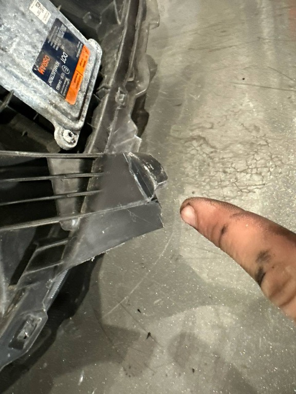 Far stanga xenon ( o ureche rupta ) KT1B