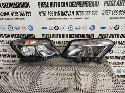 Faruri Far Stanga Dreapta Mercedes GLA X156 W156 Halogen Cod A1569061400 A1569061300 Originale - Dezmembrari Arad