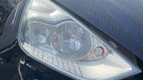Faruri Ford Galaxy 2012 Bec normal