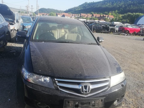 Faruri Honda Accord 2.2 Diesel Cod Motor N22A1 140CP/103KW