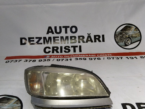 Faruri opel zafira a